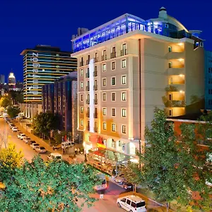 Otel Midas ****