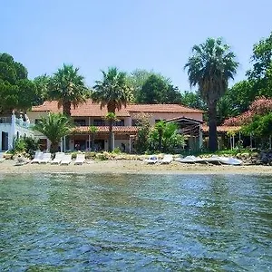 Hotel Altin Camp & Park